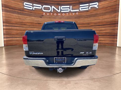 Used 2011 Toyota Tundra 4x4 CrewMax w/ SR5 Pkg image 4