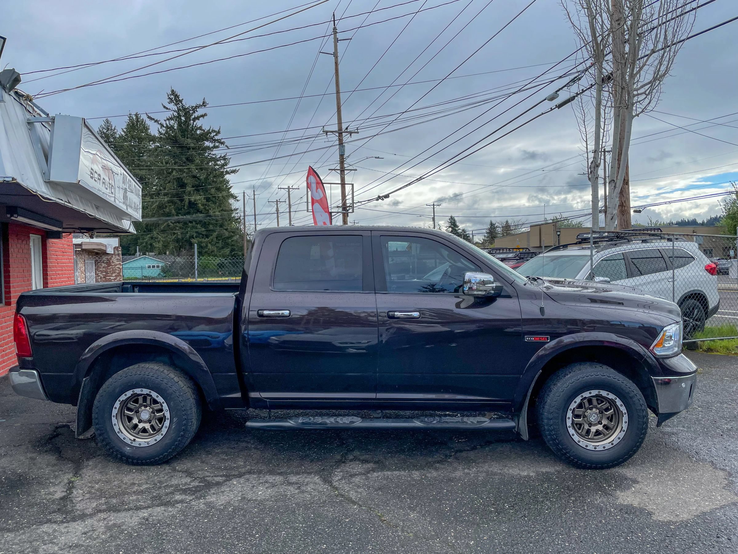 Used 2017 RAM 1500 Laramie w/ Cold Weather Group AWD/4WD image 7