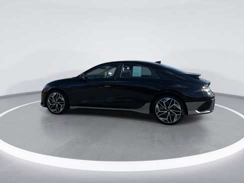 Certified 2025 Hyundai Ioniq 6 SEL image 4