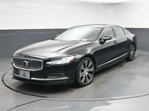 Used 2023 Volvo S90 B6 Ultimate w/ Lounge Package AWD/4WD image 3