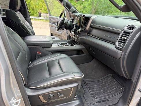 Used 2022 RAM 1500 Limited AWD/4WD image 29