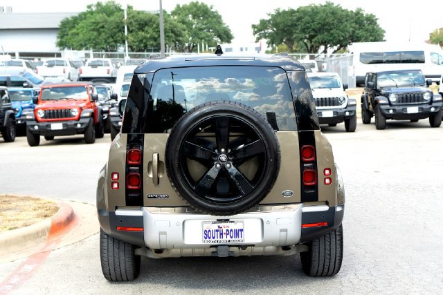 Used 2020 Land Rover Defender 110 First Edition AWD/4WD image 6