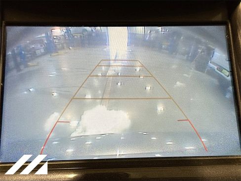 Used 2019 Chevrolet Impala LT image 14