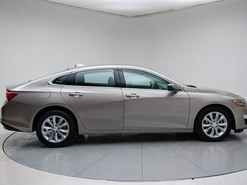 Used 2023 Chevrolet Malibu LT image 8