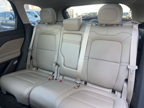 Used 2022 Lincoln Corsair Grand Touring w/ Elements Technology Bundle image 15