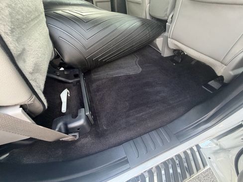 Used 2017 Ford F150 Lariat AWD/4WD image 43