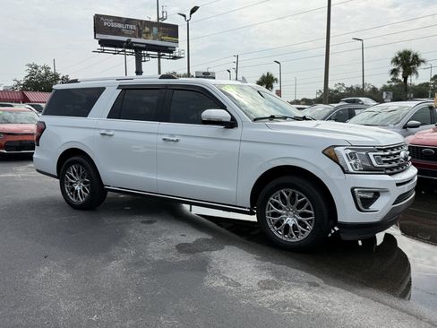 Used 2021 Ford Expedition Max Limited RWD image 2