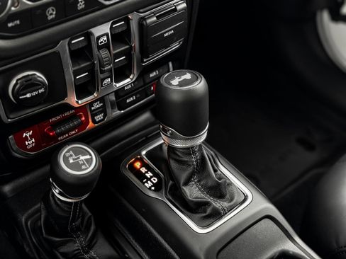 New 2026 Jeep Wrangler Unlimited Rubicon AWD/4WD image 20