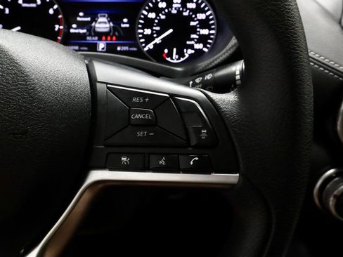 Certified 2024 Nissan Sentra SV FWD image 26