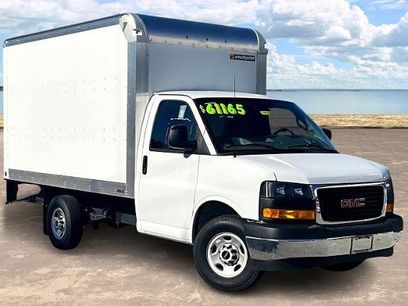 New 2025 GMC Savana 3500 w/ Power Convenience Package