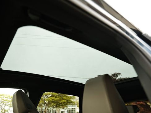 New 2026 BMW X3 xDrive30 w/ Premium Package AWD/4WD image 18