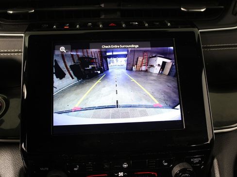 Used 2022 Jeep Grand Cherokee Altitude RWD image 21