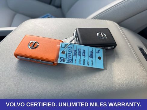 Used 2024 Volvo XC60 B5 Plus w/ Protection Package Premier AWD/4WD image 29