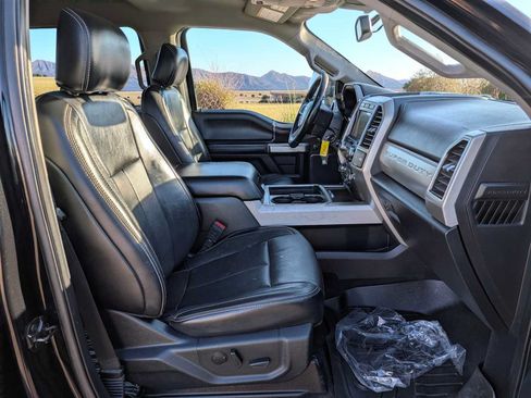 Used 2020 Ford F250 Lariat w/ Lariat Value Package AWD/4WD image 17