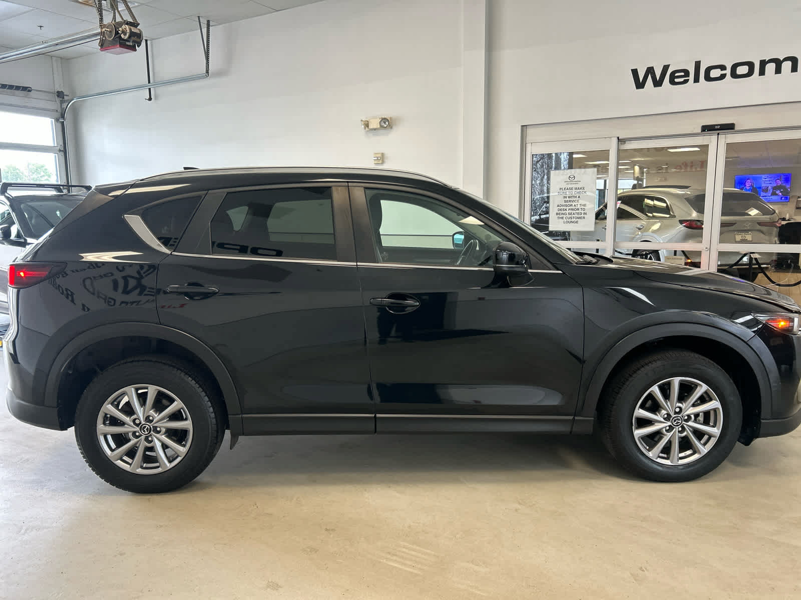 Certified 2023 MAZDA CX-5 AWD 2.5 S w/ Select Package image 7