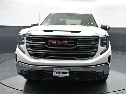 Used 2024 GMC Sierra 1500 SLT AWD/4WD image 34
