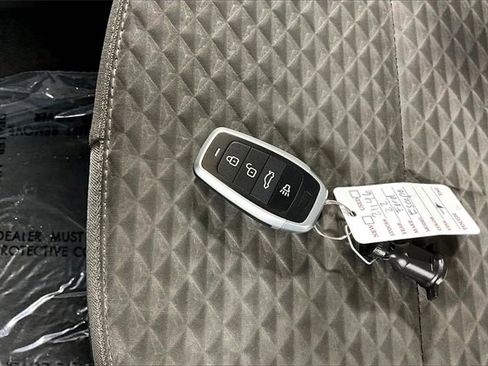 Used 2022 Ford Escape SE image 30