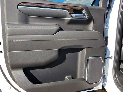 New 2026 GMC Sierra 1500 Elevation AWD/4WD image 32