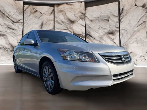 Used 2012 Honda Accord EX image 3