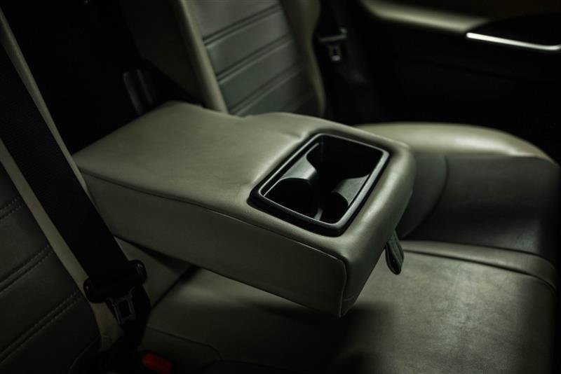 Used 2019 Toyota RAV4 Limited w/ Carpet Mat Package FWD image 13