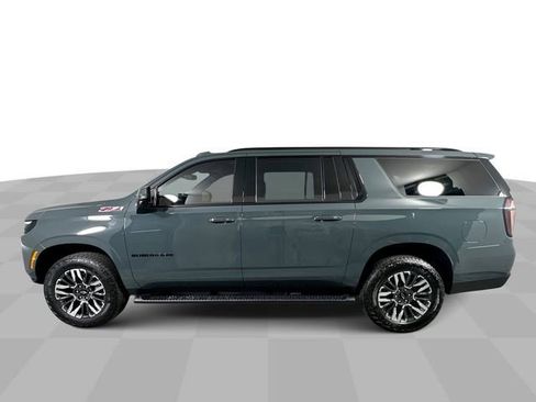 New 2026 Chevrolet Suburban Z71 w/ Comfort Package AWD/4WD image 5