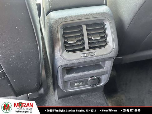 Certified 2024 Volkswagen Tiguan SE AWD/4WD image 13