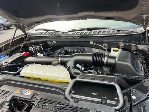 Used 2026 Ford Expedition Tremor AWD/4WD image 10