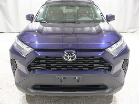Used 2025 Toyota RAV4 XLE AWD/4WD image 8