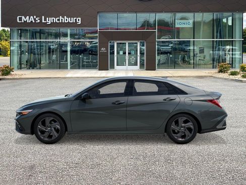 New 2026 Hyundai Elantra Sport FWD image 3