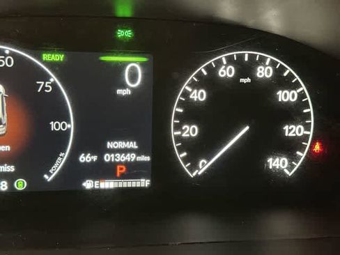 Used 2025 Honda CR-V Sport image 16