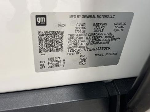 Used 2024 GMC Yukon XL Denali w/ Denali Reserve Package image 29