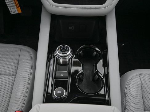 New 2026 Ford Explorer Platinum w/ LUX Leather Package image 31