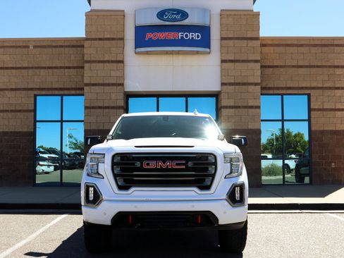 Used 2019 GMC Sierra 1500 AT4 w/ AT4 Premium Package AWD/4WD image 3