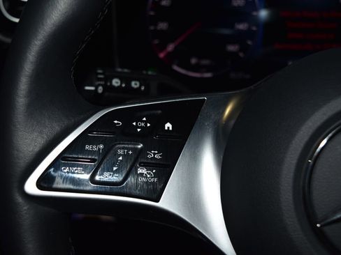 Certified 2024 Mercedes-Benz GLC 300 4MATIC image 9