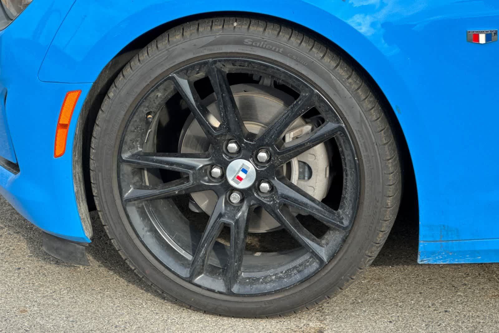 Used 2023 Chevrolet Camaro LT RWD image 13