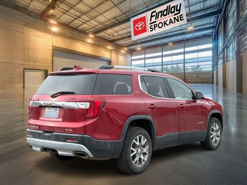 Used 2021 GMC Acadia SLT w/ Premium Package image 4