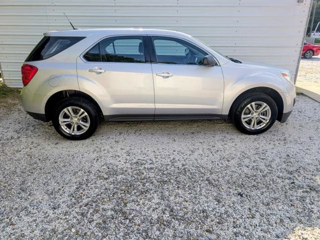 Used 2012 Chevrolet Equinox LS FWD image 2
