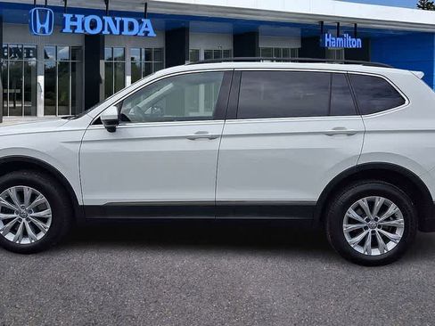 Used 2018 Volkswagen Tiguan SE w/ Panoramic Sunroof Package AWD/4WD image 5