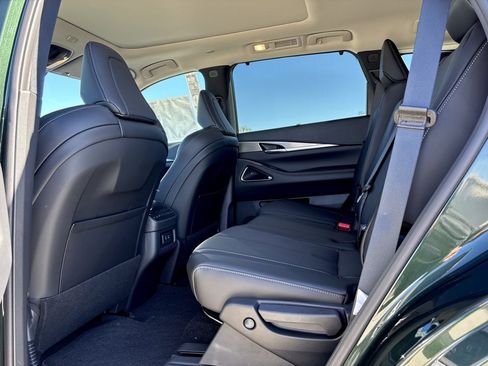 New 2026 INFINITI QX60 Luxe w/ Cargo Package image 18