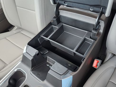 New 2026 GMC Sierra 1500 SLT w/ SLT Premium Plus Package image 33