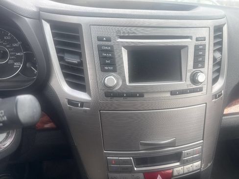 Used 2012 Subaru Outback 3.6R Limited w/ Moonroof Pkg image 20