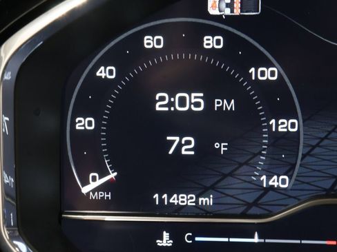 Used 2025 GMC Sierra 2500 SLT w/ SLT Convenience Package image 14