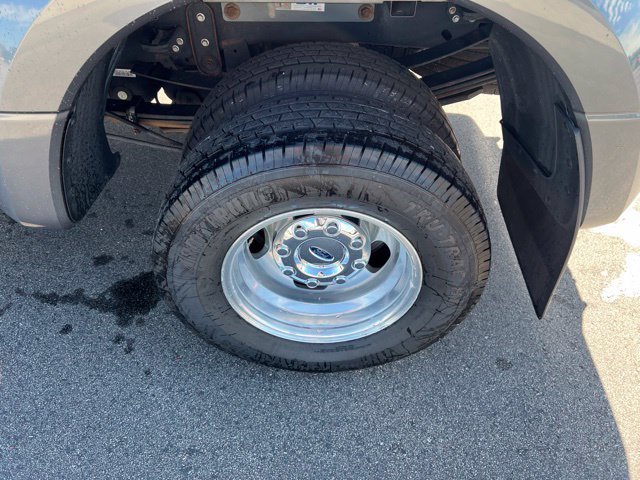 Used 2022 Ford F350 Lariat w/ Lariat Ultimate Package AWD/4WD image 12