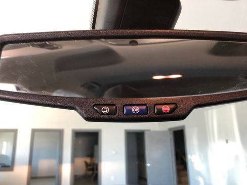 Used 2021 Chevrolet Colorado Z71 AWD/4WD image 19