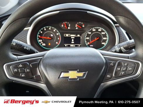 Used 2022 Chevrolet Malibu LS image 21