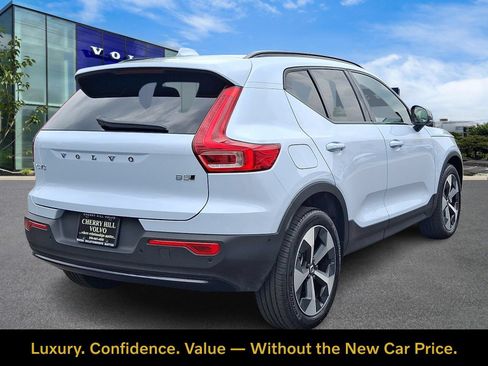 Certified 2026 Volvo XC40 B5 Plus w/ Protection Package Premier AWD/4WD image 7