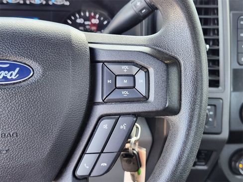 Used 2020 Ford F550 4x4 Regular Cab Super Duty image 22