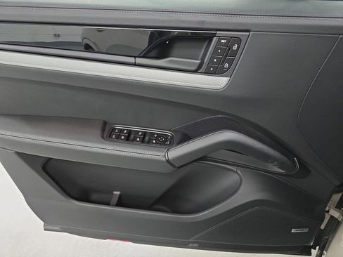 New 2026 Porsche Cayenne S AWD/4WD image 23
