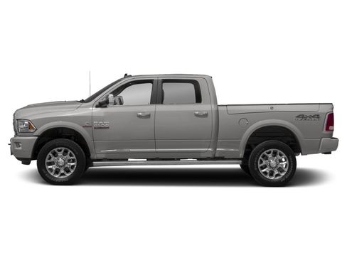 Used 2018 RAM 2500 Limited AWD/4WD image 44