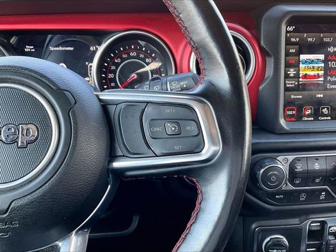 Certified 2022 Jeep Wrangler Unlimited Rubicon w/ Cold Weather Group image 31